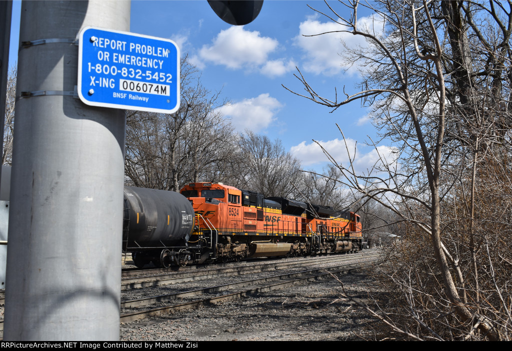 BNSF 3897 8524